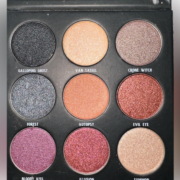 NEW WICKED SISTERS Heads Will Roll Eyeshadow Palette INDIE SOLDOUT HTF HALLOWEEN - Picture 2 of 6